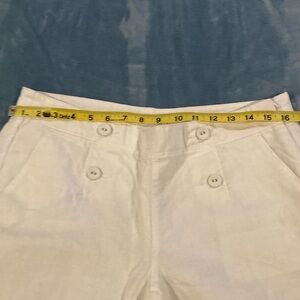 White Ann Taylor LOFT Lined linen pants. Size 6